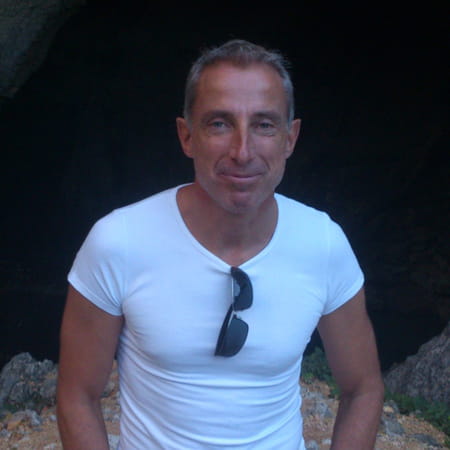 Pascal SIBOUR, 58 ans (LA SEYNE SUR MER, LYON) Copains d'avant