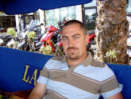 Laurent SARNIGUET, 42 ans (TOULOUSE, BLAGNAC) Copains d'avant