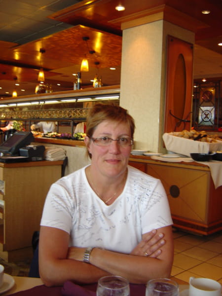 Véronique MARCQ (CARON), 64 ans (OUTREAU) - Copains d'avant