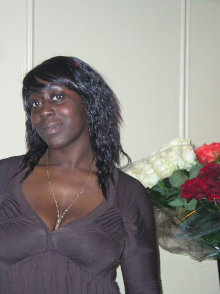 Laurence Gomis 42 Ans Saint Quentin En Yvelines Rouen Vernon Copains D Avant