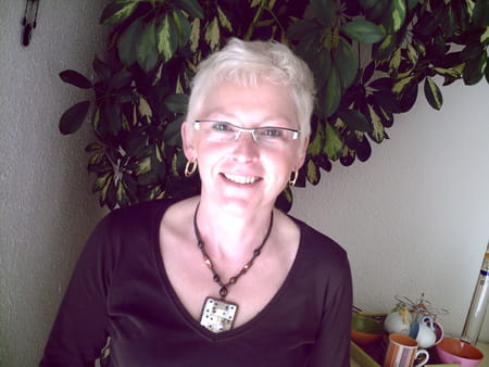 Isabelle LANGLET, 57 ans (VALRAS PLAGE, LILLE) Copains d'avant